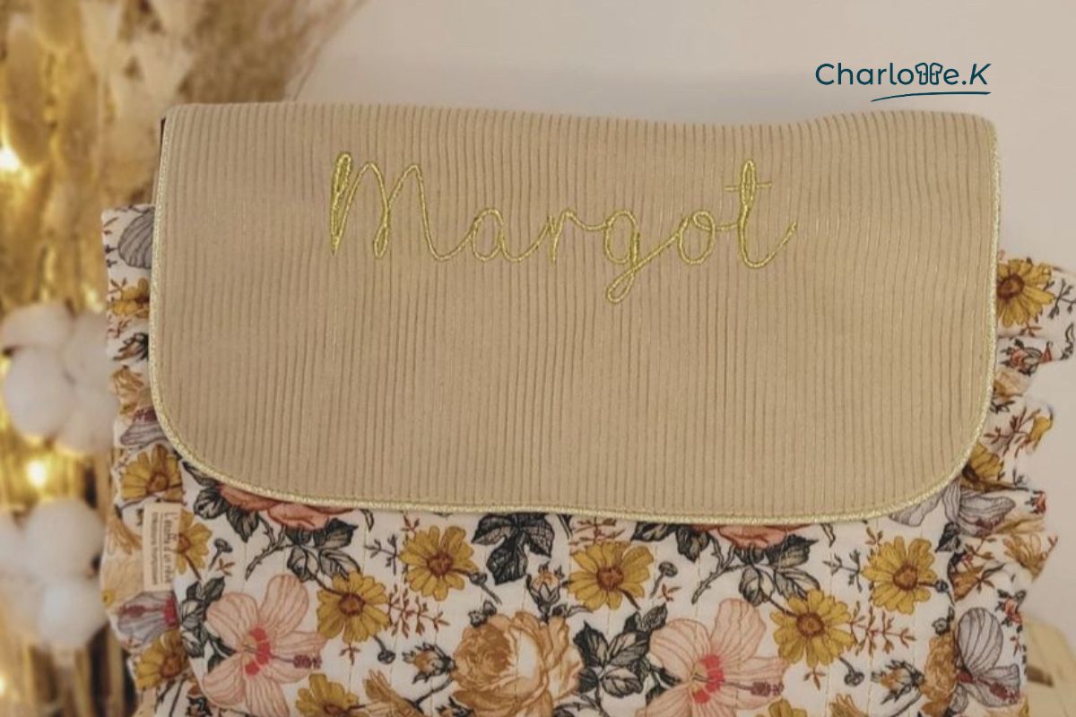 Estelle, infirmière devenue créatrice d’accessoires Estelle, infirmière devenue créatrice d'accessoires